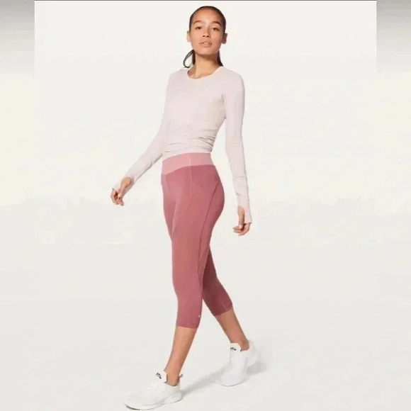 Lululemon Quick‎ feet crop 19” size 4 - Picture 1 of 8